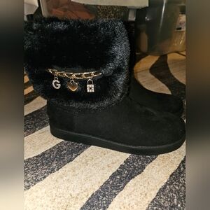 Black Fur Boots with Charm GBC size 9